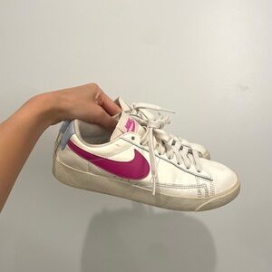 Nike Women's Blazer White and Magenta Sneakers Size 6